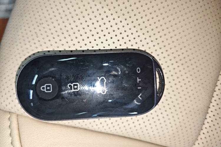 Used Hima AITO M5 2023 All-Electric Rear-Drive Standard Edition Vehicle Key