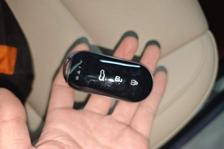 Used Hima AITO M5 2023 Extended-Range Four-Wheel Drive Intelligent Driving Version Vehicle Key