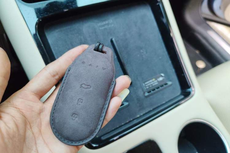 Used Hima AITO M5 2023 Extended-Range Rear-Drive Intelligent Driving Version Vehicle Key