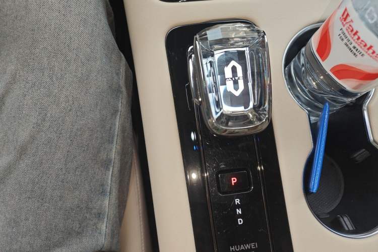 Used Hima AITO M5 2023 Pure Electric All-Wheel Drive Intelligent Driving Version Gear Lever