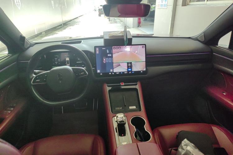 Used Hima AITO M5 2023 Pure Electric All-Wheel Drive Intelligent Driving Version Center Console
