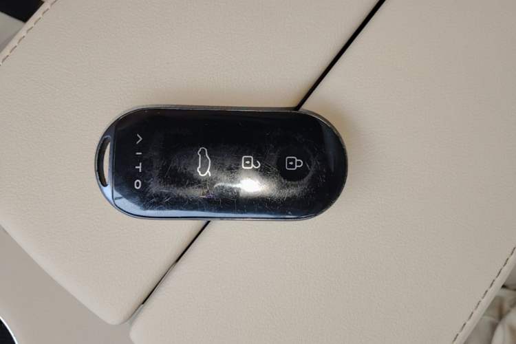 Used Hima AITO M5 2023 Extended-Range Rear-Drive Standard Version Interior 1