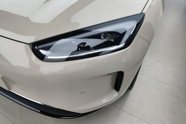 Used Hima AITO M5 2023 Pure Electric All-Wheel Drive Intelligent Driving Version Left Front Headlight