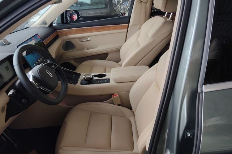 Used Hima AITO M5 2023 Extended-Range Rear-Drive Standard Version Left Front Seat