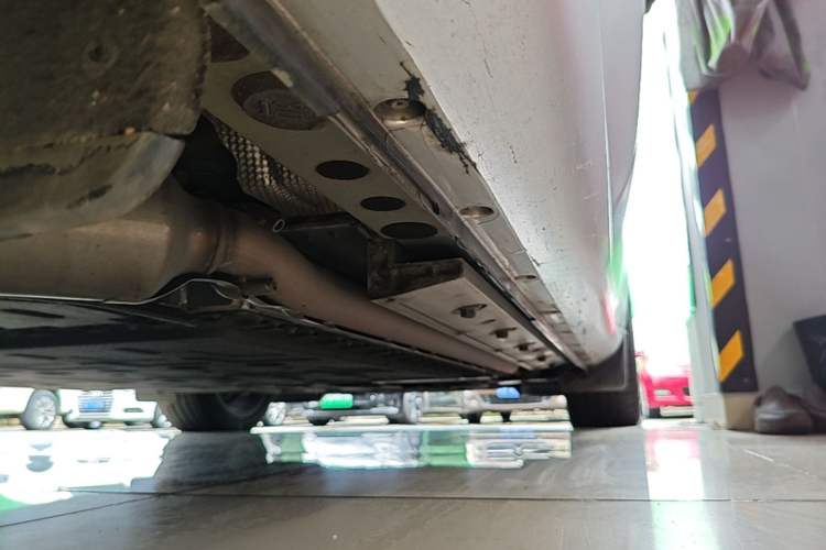 Used Hima AITO M5 2023 Extended-Range Rear-Drive Intelligent Driving Version Right Side Sill