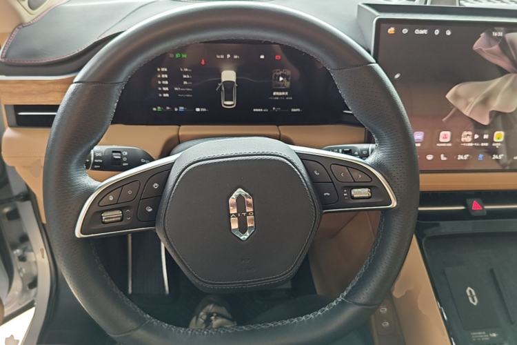 Used Hima AITO M5 2023 Extended-Range Rear-Drive Intelligent Driving Version Steering Wheel