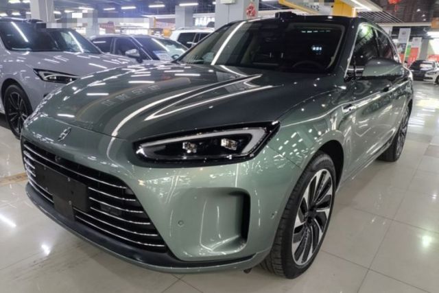 Hima AITO M5 2023 Extended-Range Four-Wheel Drive Intelligent Driving Version مستعملة