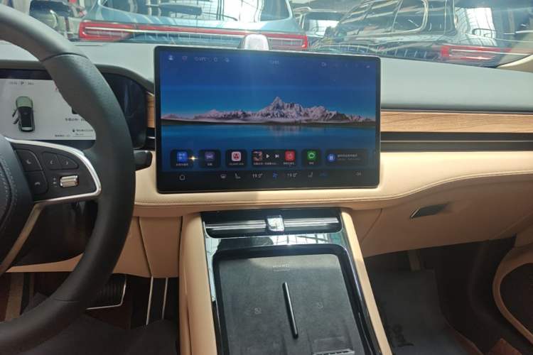 Used Hima AITO M5 2023 Extended-Range Rear-Drive Intelligent Driving Version Audio And AC Panel