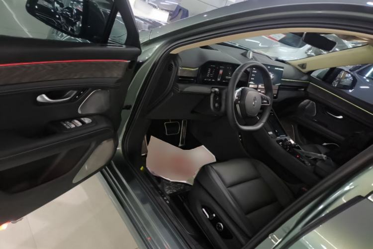 Used Hima AITO M5 2023 Extended-Range Four-Wheel Drive Intelligent Driving Version Driver Seat