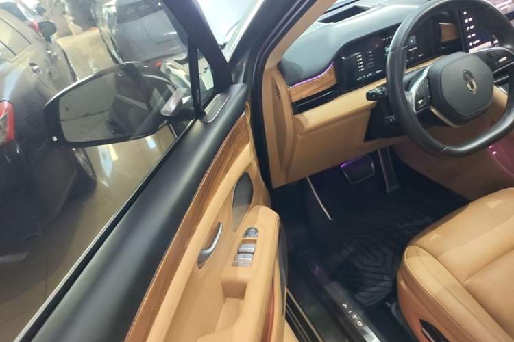 Used Hima AITO M5 2023 Extended-Range Rear-Drive Intelligent Driving Version Driver Seat