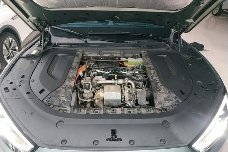 Used Hima AITO M5 2023 Extended-Range Four-Wheel Drive Intelligent Driving Version Engine Bay