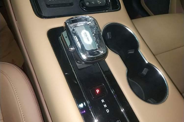 Used Hima AITO M5 2023 Pure Electric Rear-Drive Intelligent Driving Version Gear Lever