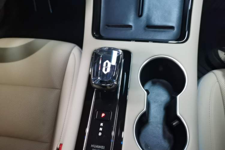 Used Hima AITO M5 2023 Extended-Range Rear-Drive Intelligent Driving Version Gear Lever