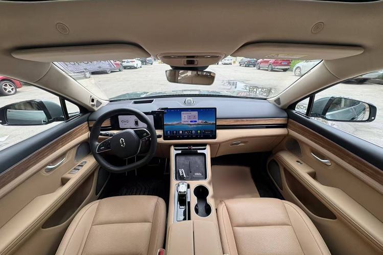 Used Hima AITO M5 2023 Extended-Range Four-Wheel Drive Intelligent Driving Version Interior 1