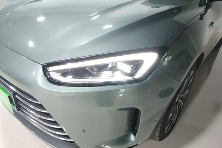 Used Hima AITO M5 2023 Extended-Range Four-Wheel Drive Intelligent Driving Version Left Front Headlight