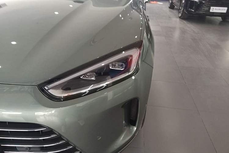 Used Hima AITO M5 2023 Extended-Range Four-Wheel Drive Intelligent Driving Version Left Front Headlight
