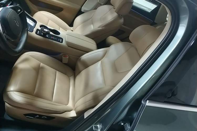 Used Hima AITO M5 2023 Extended-Range Four-Wheel Drive Intelligent Driving Version Left Front Seat
