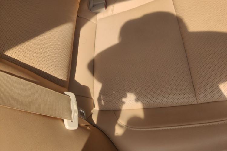 Used Hima AITO M5 2023 All-Electric Rear-Drive Standard Edition Left Rear Seat