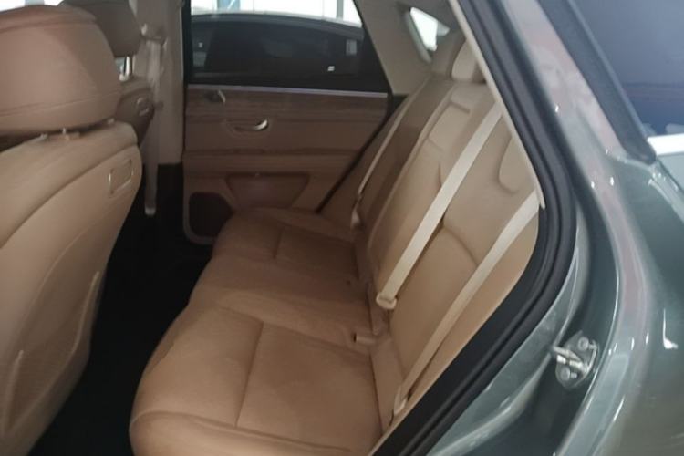 Used Hima AITO M5 2023 Extended-Range Four-Wheel Drive Intelligent Driving Version Left Rear Seat