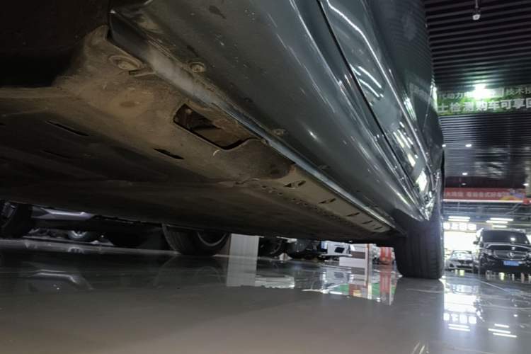 Used Hima AITO M5 2023 Extended-Range Four-Wheel Drive Intelligent Driving Version Left Side Sill