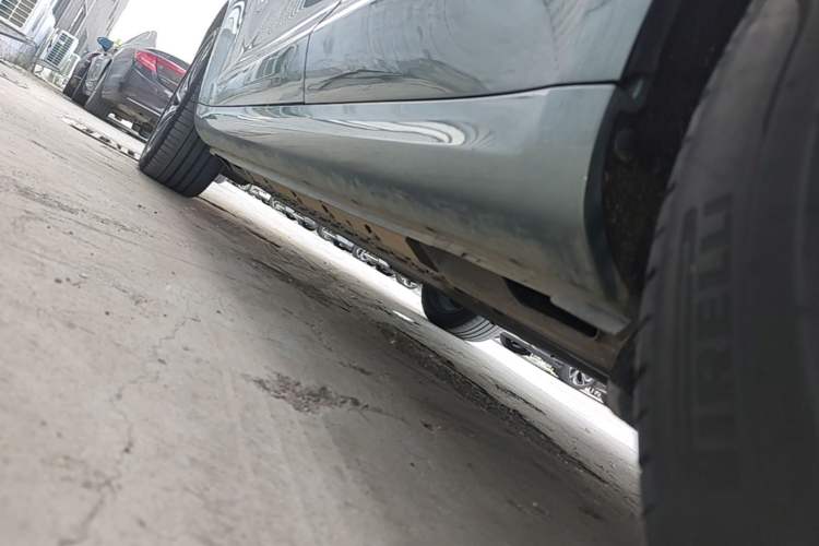 Used Hima AITO M5 2023 Extended-Range Four-Wheel Drive Intelligent Driving Version Left Side Sill