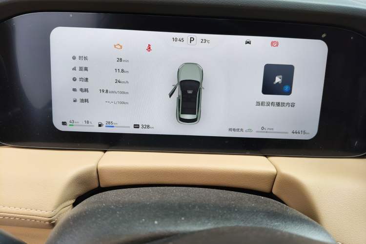 Used Hima AITO M5 2023 Extended-Range Four-Wheel Drive Intelligent Driving Version Odometer Close Up
