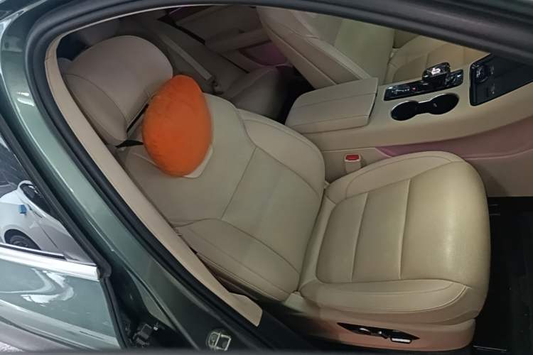 Used Hima AITO M5 2023 Extended-Range Rear-Drive Intelligent Driving Version Right Front Seat