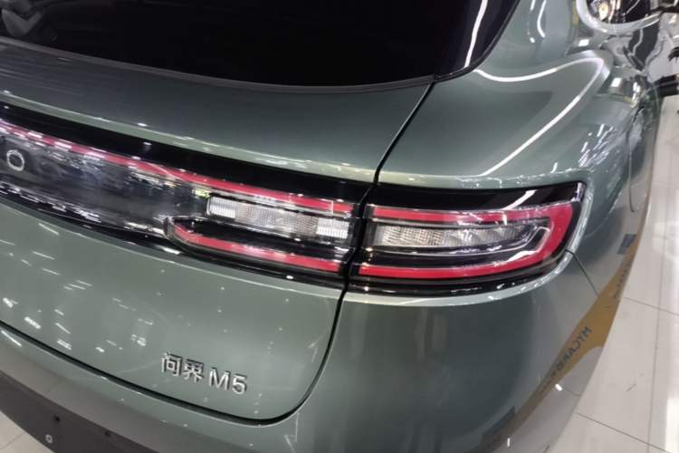 Used Hima AITO M5 2023 Extended-Range Four-Wheel Drive Intelligent Driving Version Right Rear Taillight