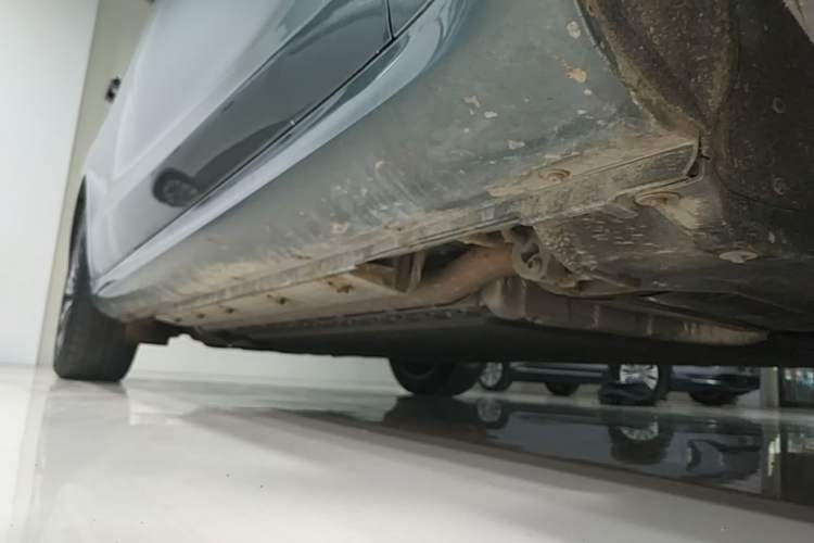 Used Hima AITO M5 2023 Extended-Range Four-Wheel Drive Intelligent Driving Version Right Side Sill