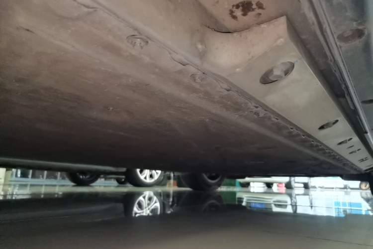 Used Hima AITO M5 2023 All-Electric Rear-Drive Standard Edition Right Side Sill