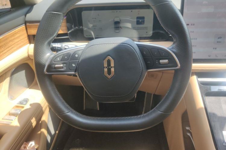 Used Hima AITO M5 2023 All-Electric Rear-Drive Standard Edition Steering Wheel