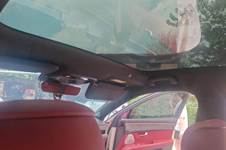 Used Hima AITO M5 2023 All-Electric Rear-Drive Standard Edition Headliner