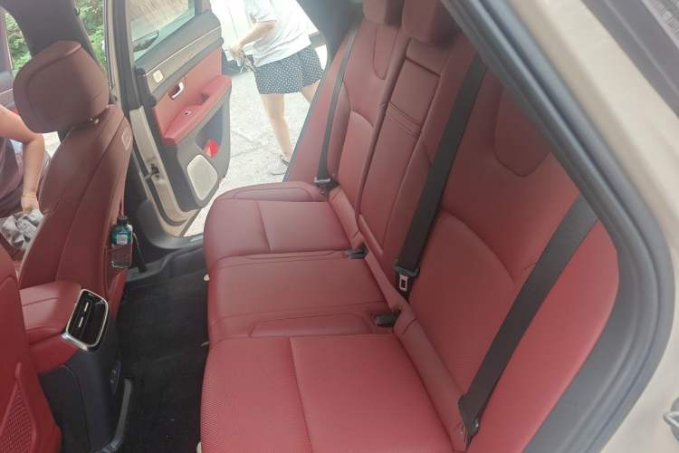 Used Hima AITO M5 2023 All-Electric Rear-Drive Standard Edition Left Rear Seat