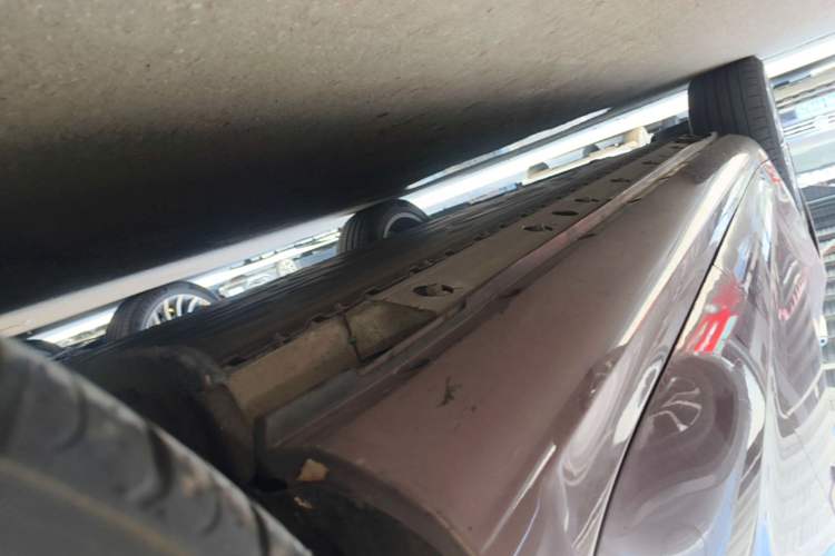 Used Hima AITO M5 2023 Pure Electric Rear-Drive Intelligent Driving Version Left Side Sill