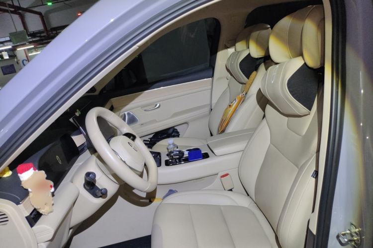 Used Hima AITO M5 2023 Extended-Range Four-Wheel Drive Intelligent Driving Version Left Front Seat