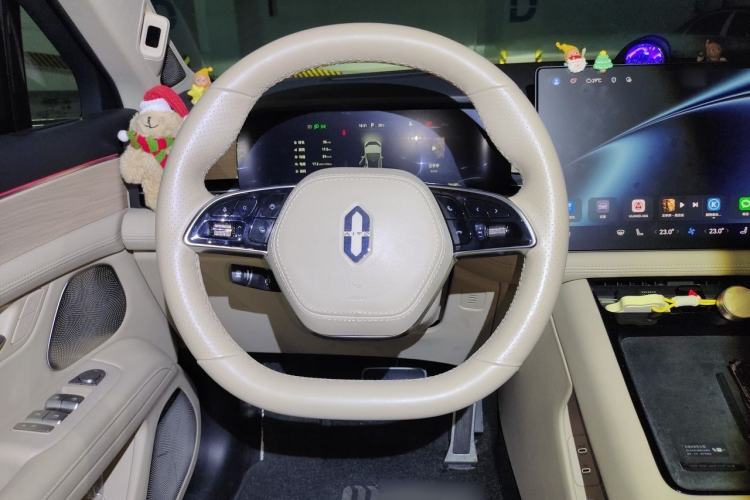 Used Hima AITO M5 2023 Extended-Range Four-Wheel Drive Intelligent Driving Version Steering Wheel