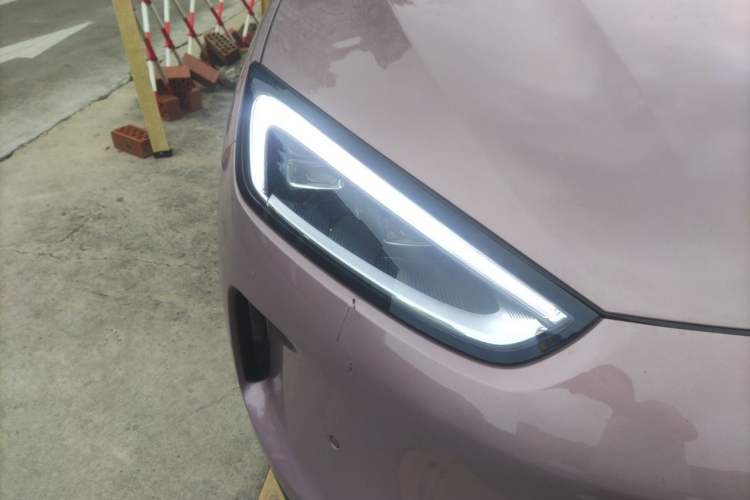 Used Hima AITO M5 2023 Pure Electric Rear-Drive Intelligent Driving Version Right Front Headlight