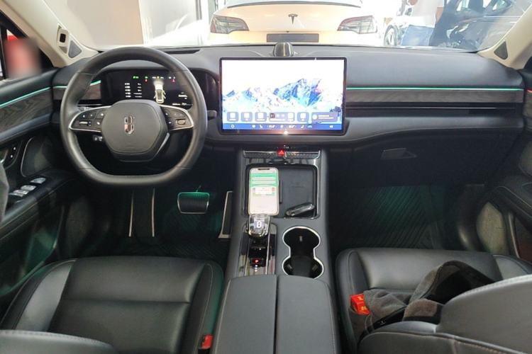 Used Hima AITO M5 2023 Extended-Range Rear-Drive Intelligent Driving Version Center Console