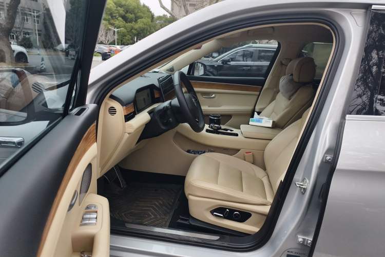 Used Hima AITO M5 2023 Extended-Range Four-Wheel Drive Intelligent Driving Version Driver Seat
