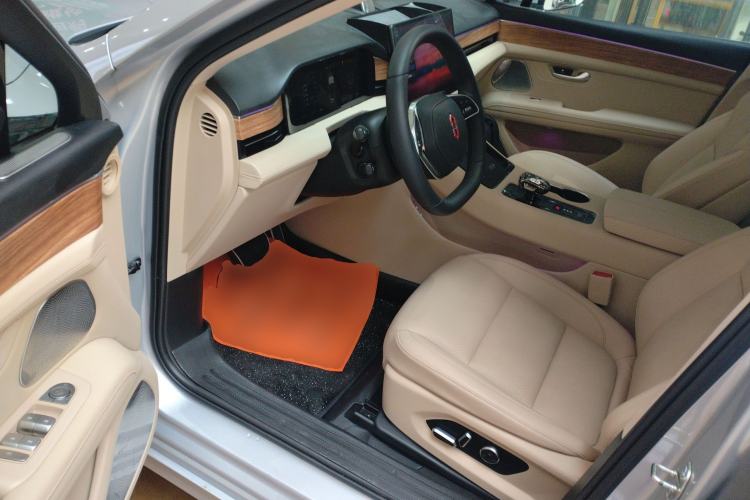 Used Hima AITO M5 2023 Extended-Range Four-Wheel Drive Intelligent Driving Version Driver Seat