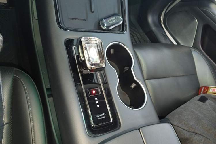 Used Hima AITO M5 2023 Extended-Range Rear-Drive Intelligent Driving Version Gear Lever