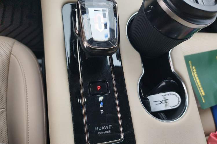 Used Hima AITO M5 2023 Extended-Range Four-Wheel Drive Intelligent Driving Version Gear Lever