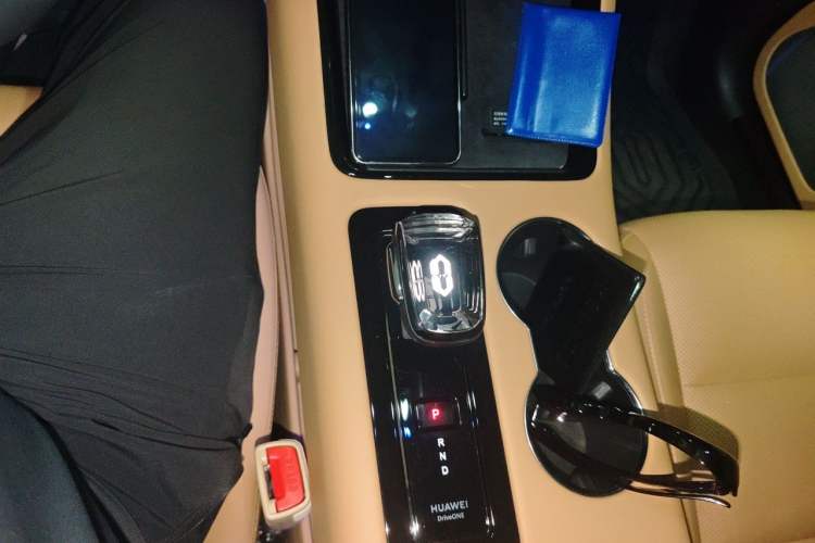 Used Hima AITO M5 2023 Extended-Range Rear-Drive Intelligent Driving Version Gear Lever