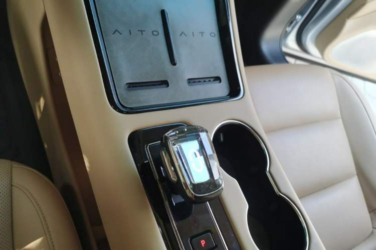 Used Hima AITO M5 2023 Extended-Range Rear-Drive Intelligent Driving Version Gear Lever