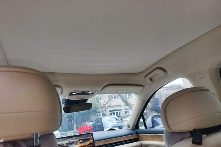 Used Hima AITO M5 2023 Extended-Range Four-Wheel Drive Intelligent Driving Version Headliner