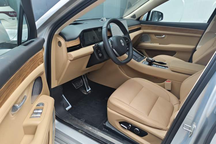 Used Hima AITO M5 2023 Extended-Range Rear-Drive Intelligent Driving Version Interior 1