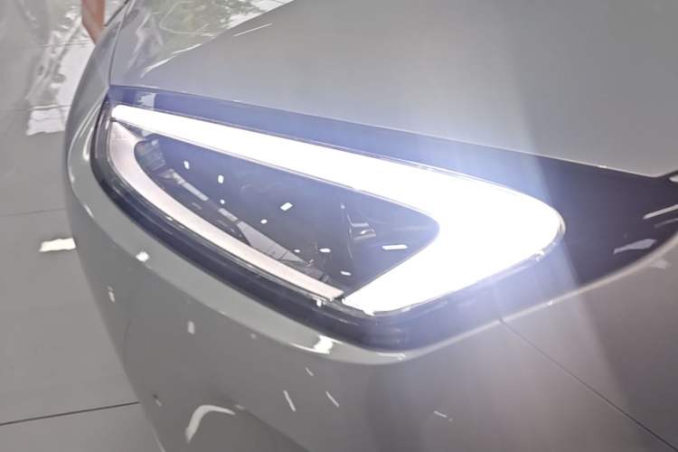 Used Hima AITO M5 2023 Extended-Range Four-Wheel Drive Intelligent Driving Version Left Front Headlight