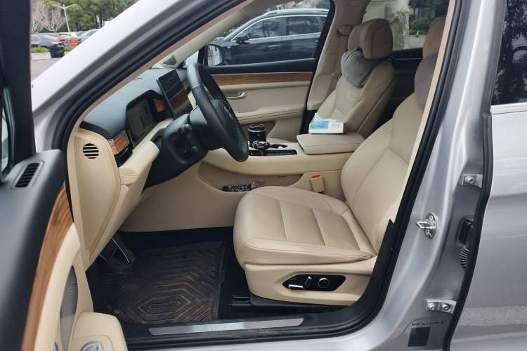 Used Hima AITO M5 2023 Extended-Range Four-Wheel Drive Intelligent Driving Version Left Front Seat