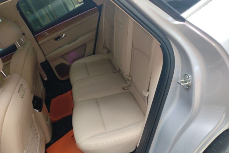 Used Hima AITO M5 2023 Extended-Range Four-Wheel Drive Intelligent Driving Version Left Rear Seat