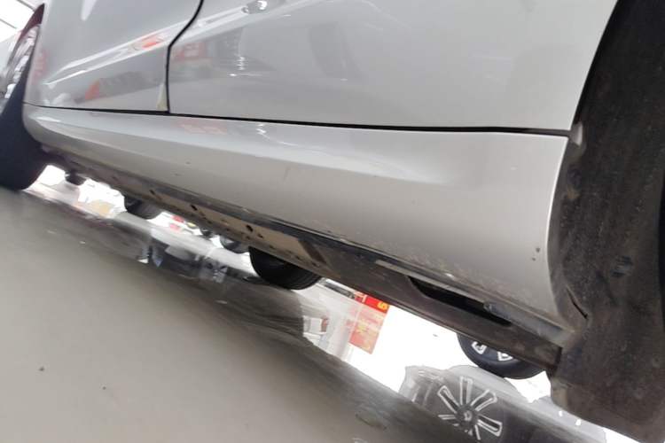Used Hima AITO M5 2023 Extended-Range Rear-Drive Intelligent Driving Version Left Side Sill